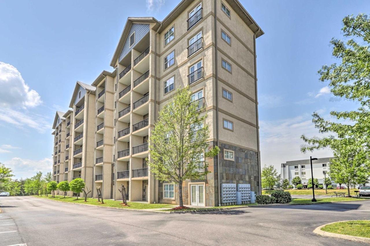 Downtown Pigeon Forge Condo With Pool Access! Luaran gambar